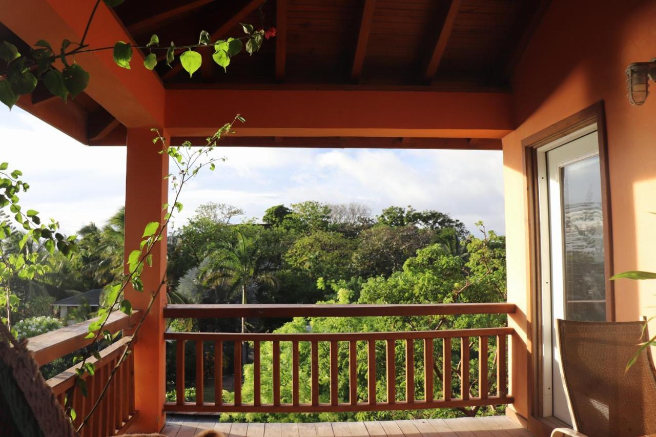 Hotel Posada Seremein Roatan West Bay Bagian luar foto