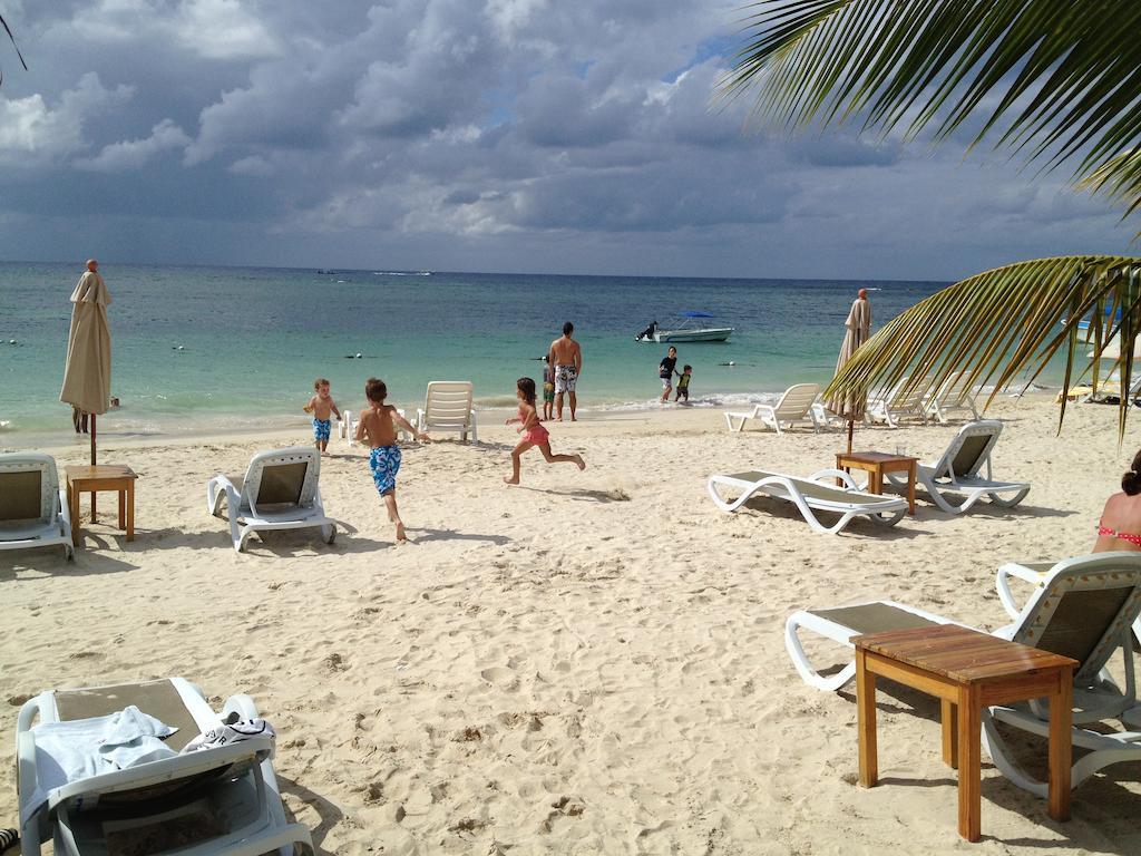 Hotel Posada Seremein Roatan West Bay Bagian luar foto