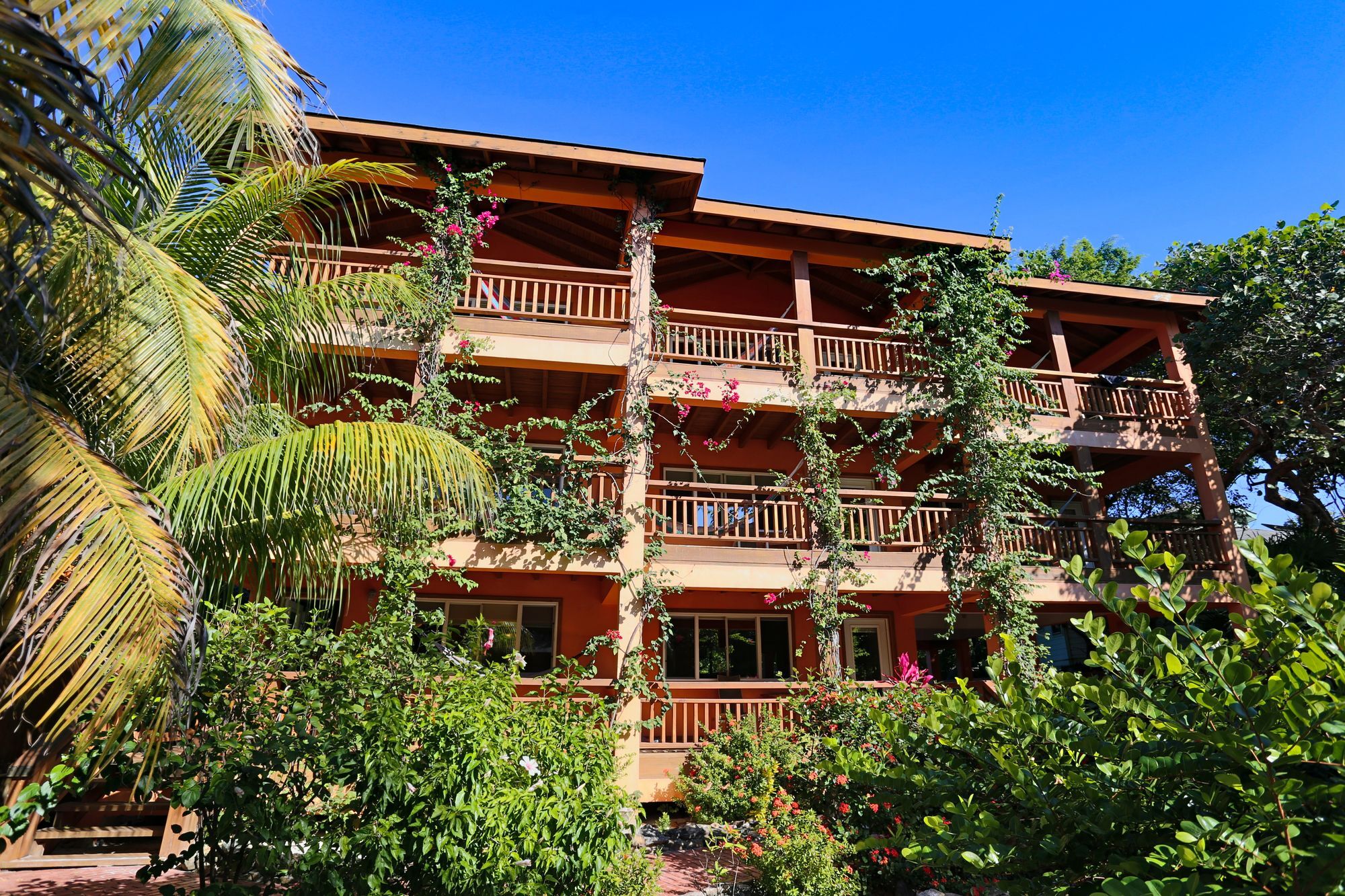 Hotel Posada Seremein Roatan West Bay Bagian luar foto